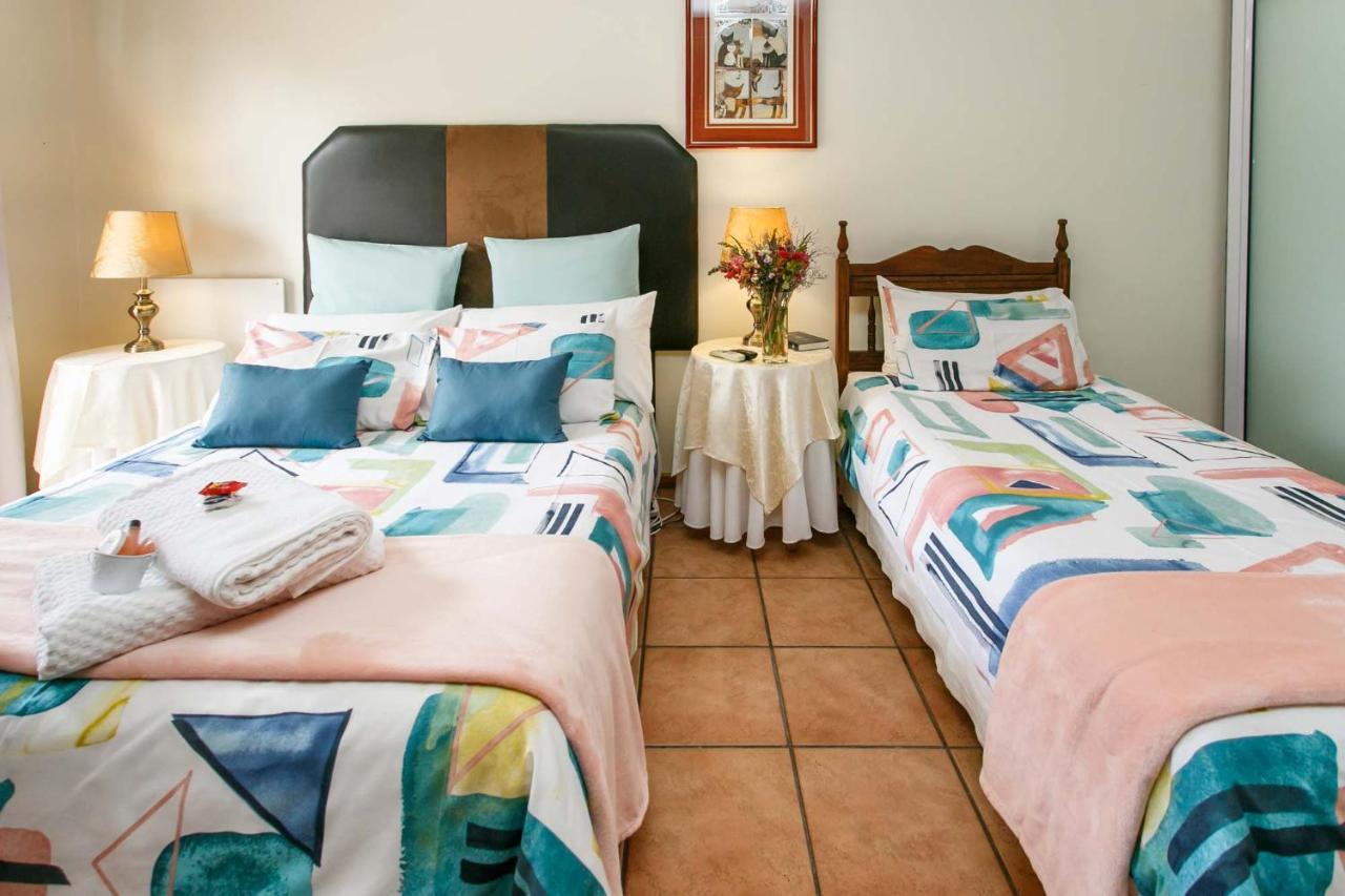 Langenhoven B&B Oudtshoorn Exterior photo